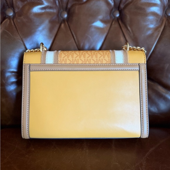 Michael Kors Whitney Medium Color Block & Signature Logo Bag NWT in Goldenrod - Picture 6 of 12
